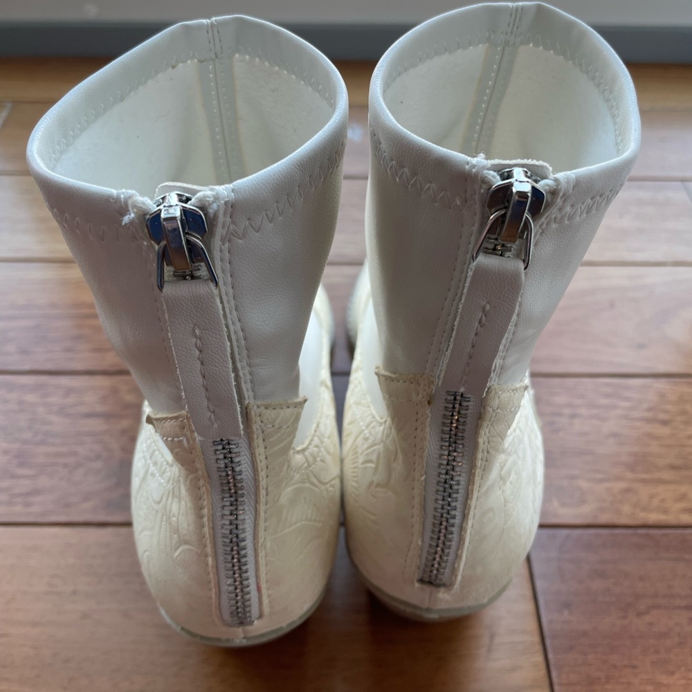 DOLCE VITA SHANTA ANKLE BOOTS - size 8.5 - Picture 3 of 5